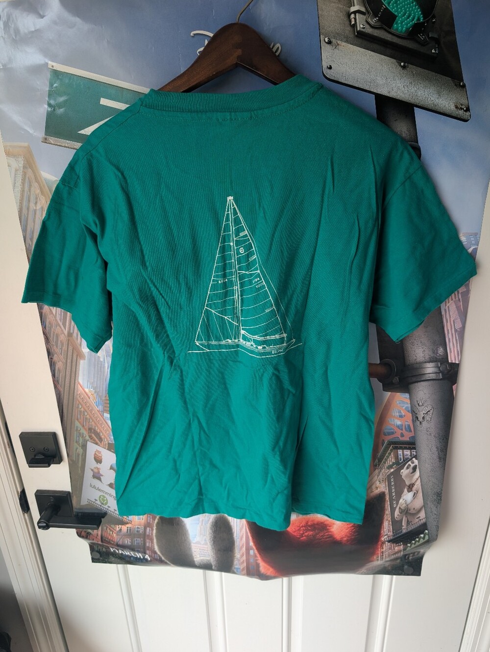 Vtg. Palau Sail Charters Tee